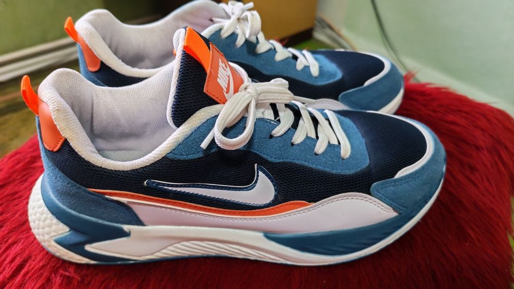 Оригинални маратонка Найк