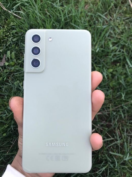 Samsung s21 идельно