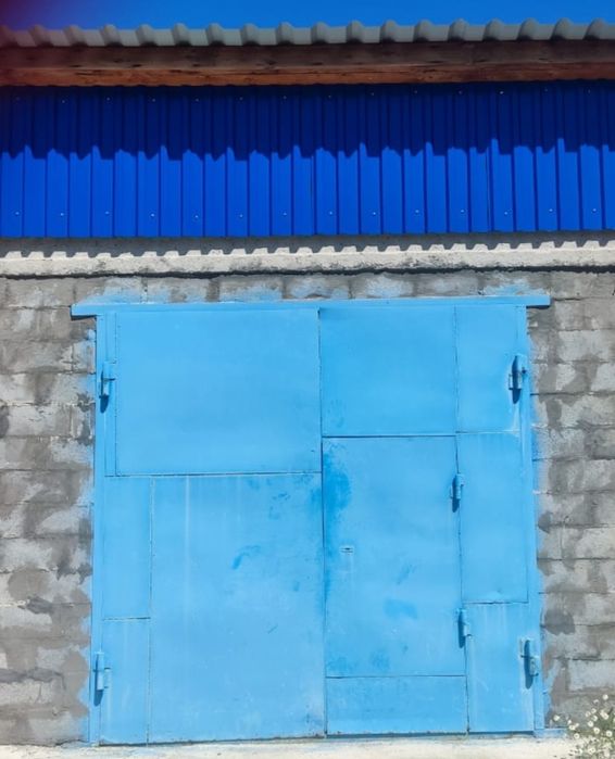 Продам  гараж  ..