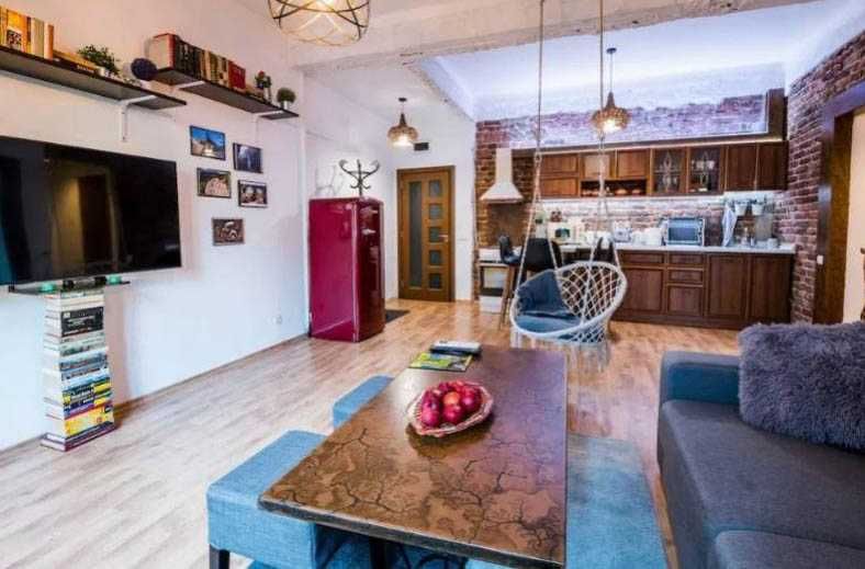 Дава се под наем Тристаен апартамент в София, Център - 90 кв.м за 669 € - Снимка #1