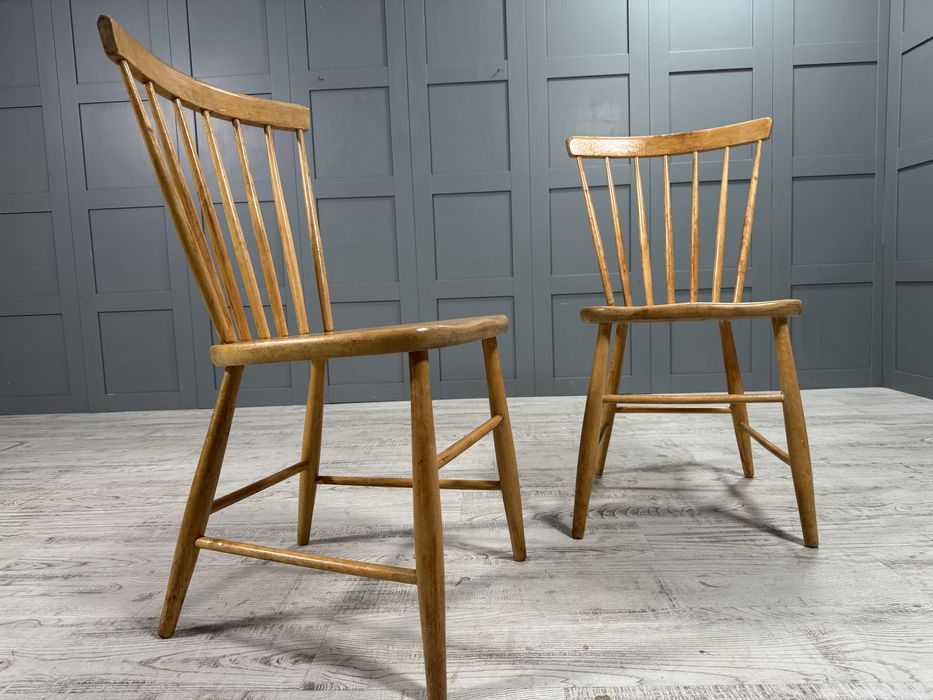 Чифт трапезни столове К009