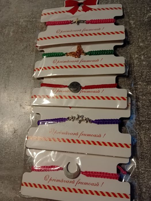 Brățară cu medalion