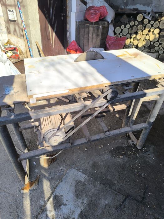 Vând abric+Circular