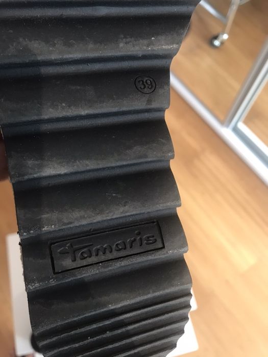 Pantofi Tamaris, in stare excelenta