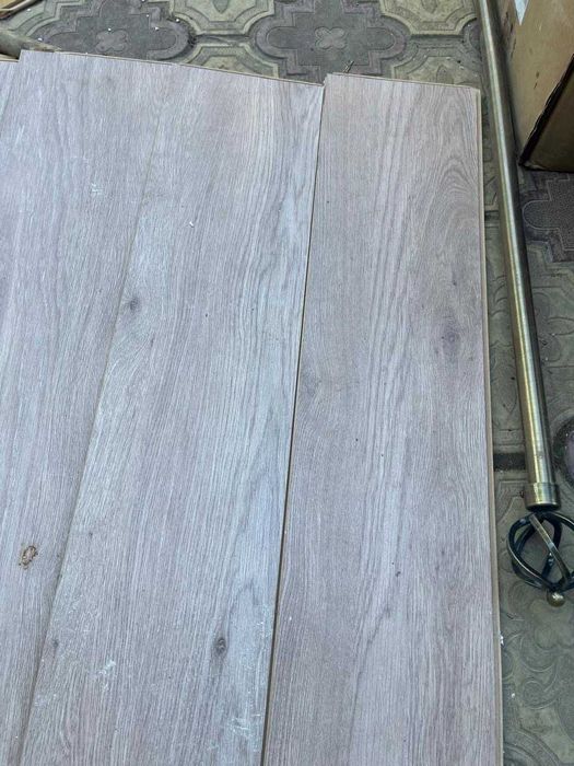 Продается ламинат