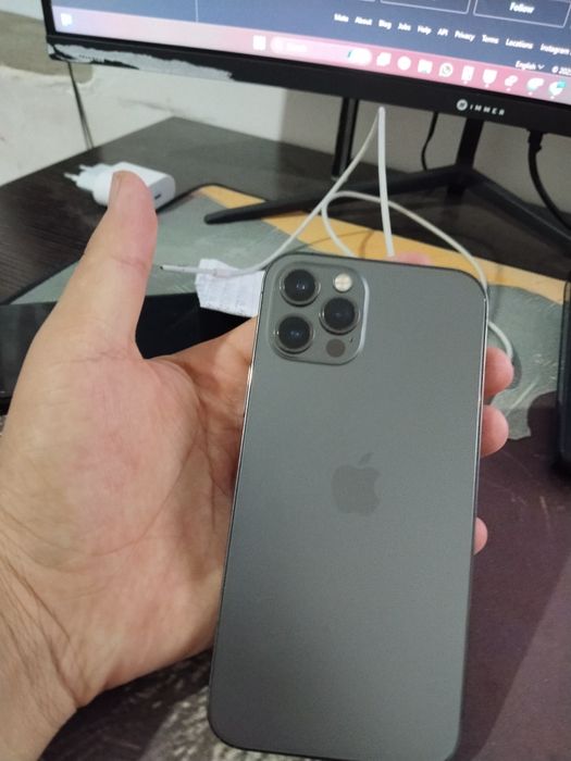 Iphone 12 pro sotiladi