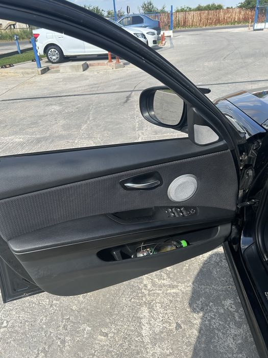 BMW 3 Series 2010 — imagine 4