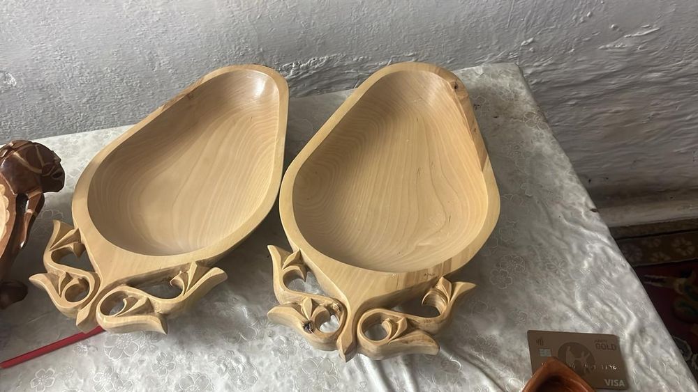 Астаулар , бас табақтар , орешница