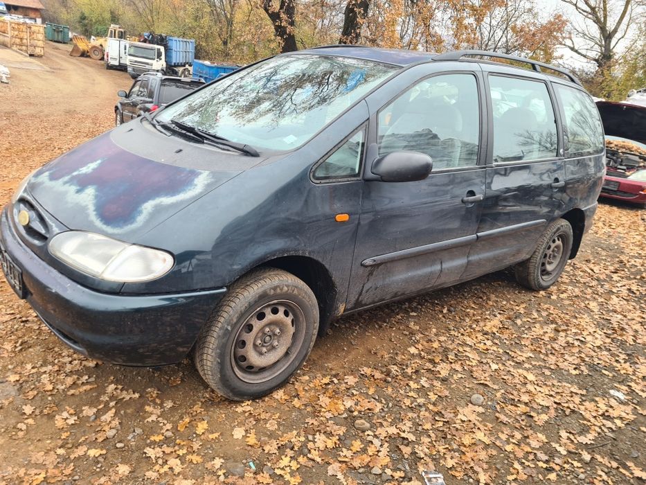 Форд Галакси 2.0 Ford Galaxy 2.0 на части