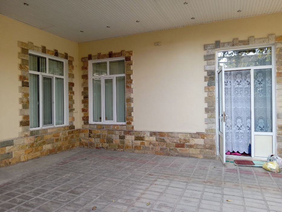 Продается двор в городе