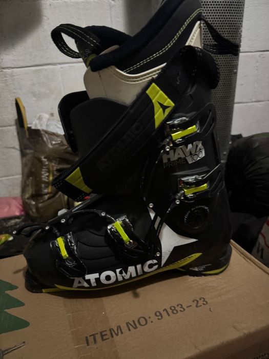 Ботинки для лыж atomic