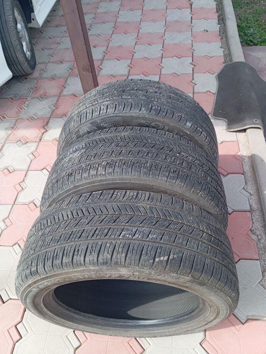 Летние шины б/у 3 штуки.