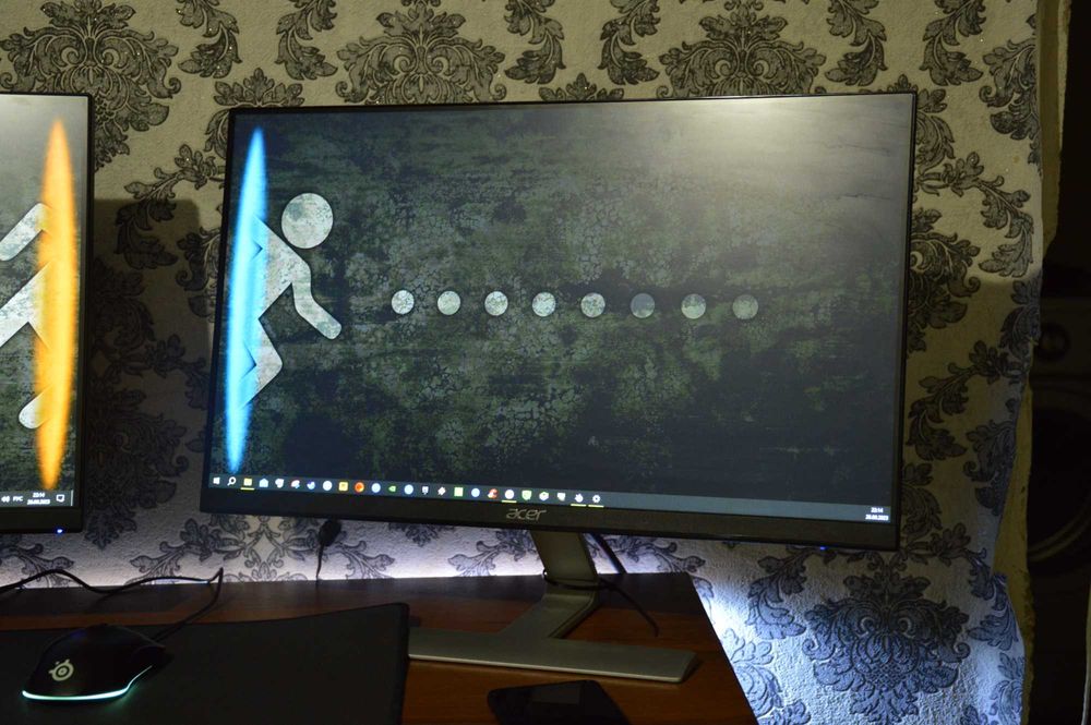 Монитор ACER RT240Y