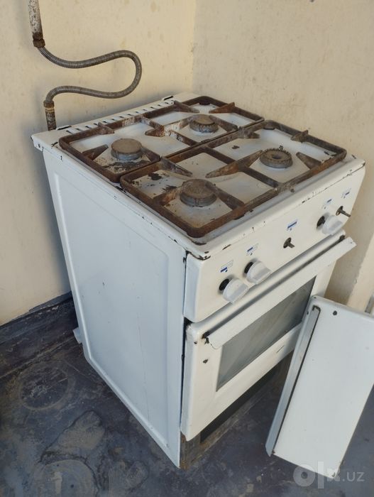 Продаётся газовые плиты.