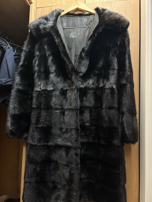 Норковая шуба, с регулируемой длиной.