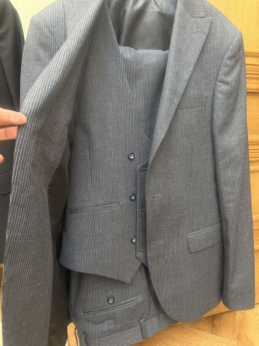 Классический костюм.