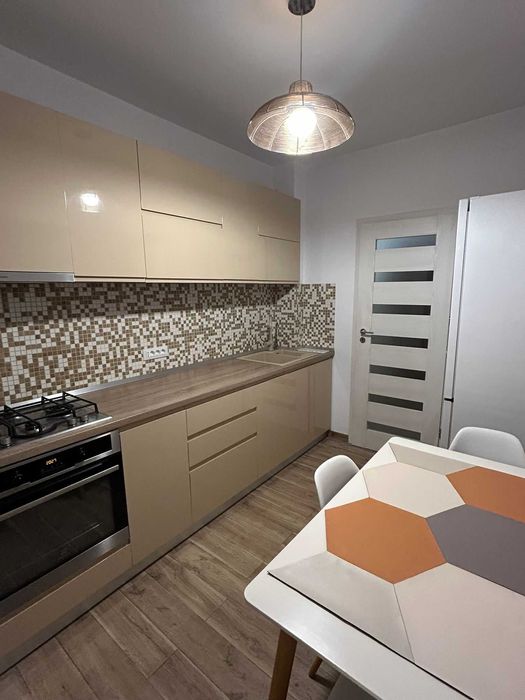 Apartament cu 2 camere de închiriat - Sector 3