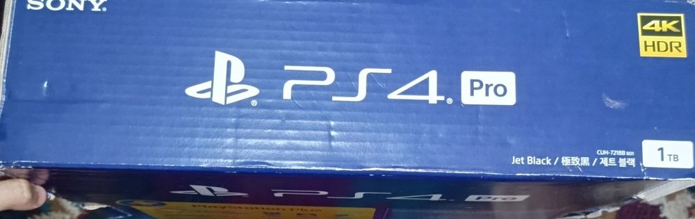 Play Station 4 pro