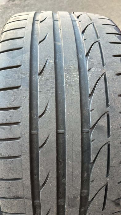 Vând 2 cauciucuri de vară BRIDGESTONE POTENZA  245/35R18