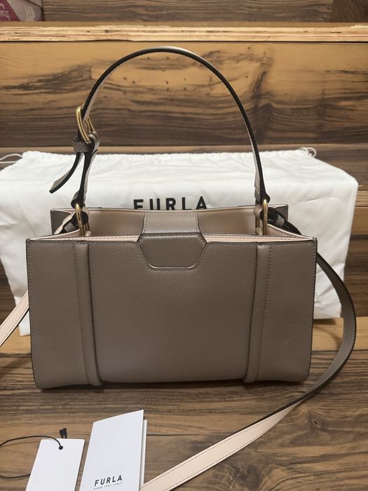 Чанта Furla, Фурла