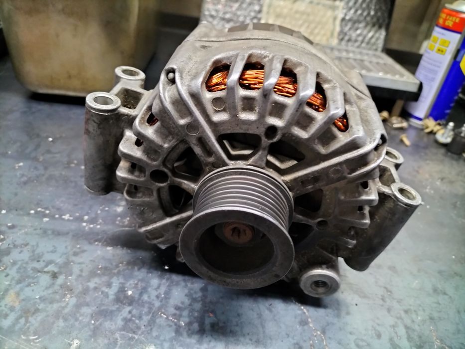 Генератор на двигетель N74B66