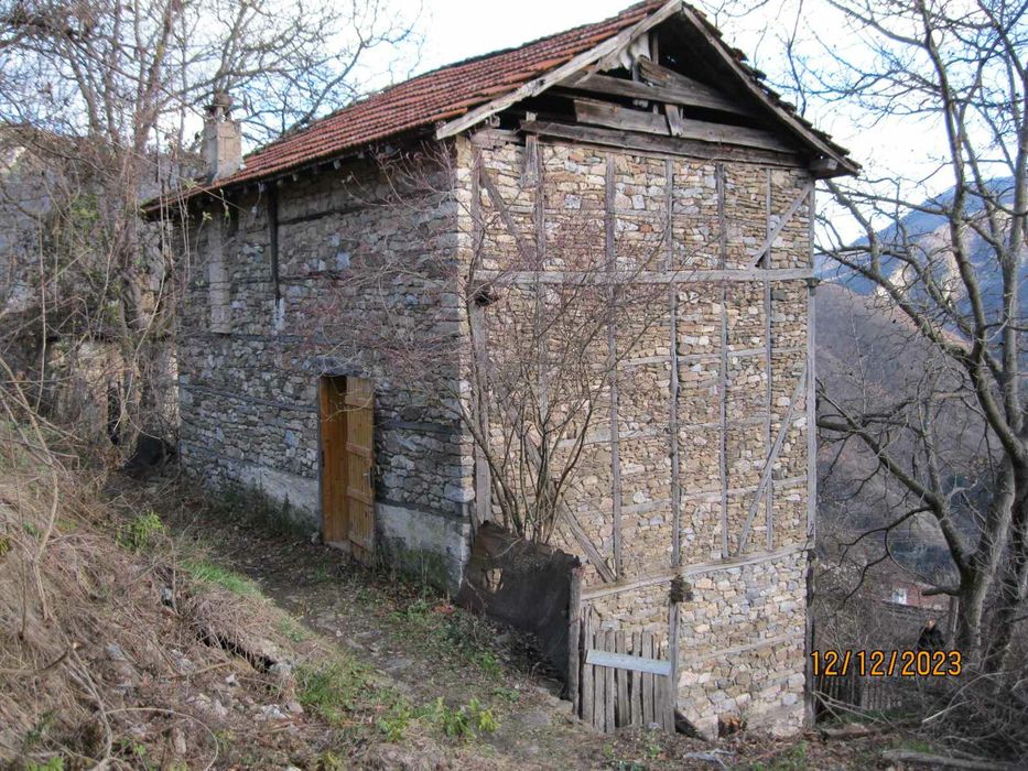 Продава се Къща в с. Югово, Област Пловдив - 95 кв.м за 369 €/кв.м - Снимка #1