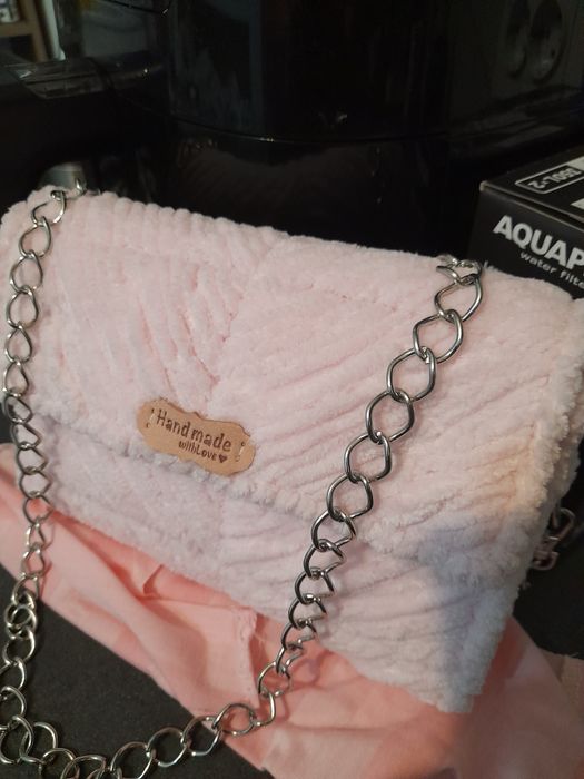 Ръчно претени чантички