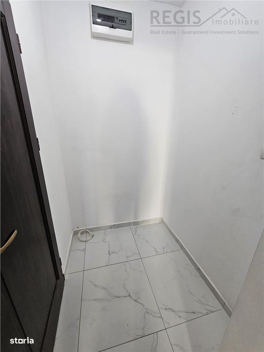 Vanzare spatiu comercial in cartierul Tractorul – 2 studiouri independ