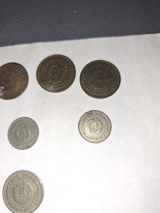 Продавам монети от соца