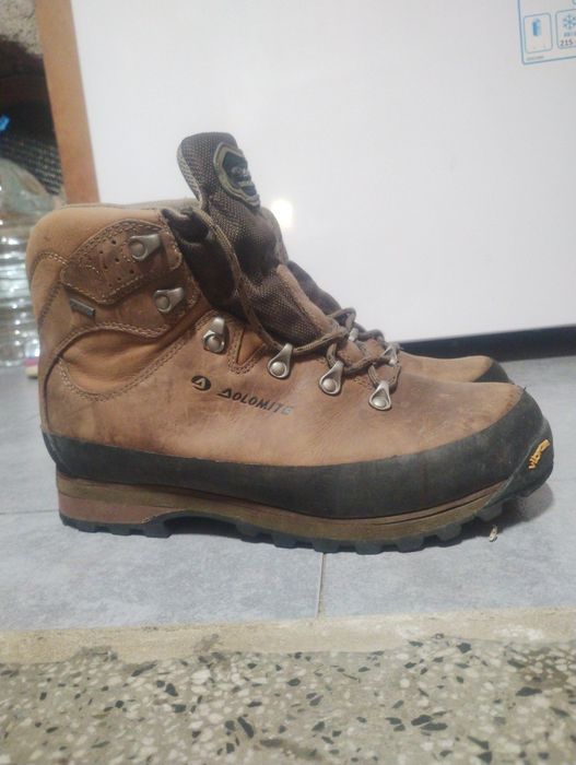 Туристически обувки