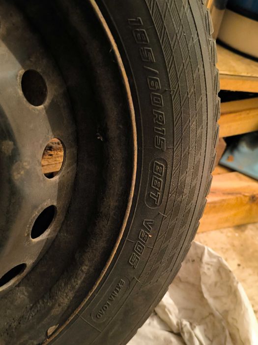 Jante+Cauciucuri YOKOHOMA  M+S 185/60/R15