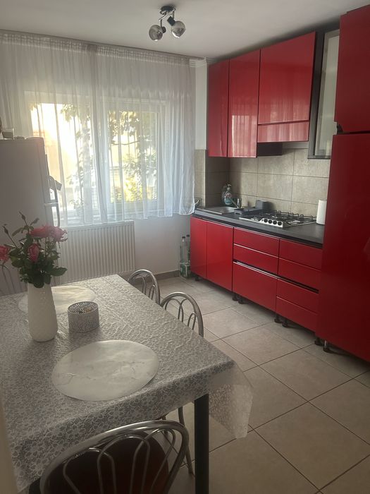Vand apartament 2 camere