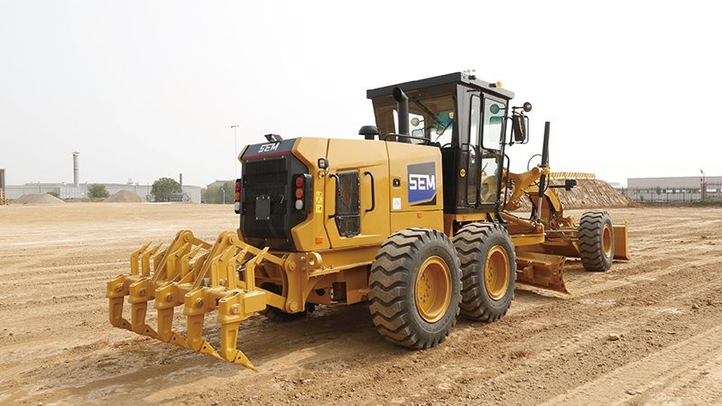 Грейдер SEM (Caterpillar) 920F