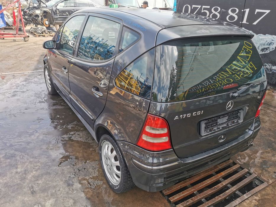 dezmembrez Mercedes A class w168/capota w168/ faruri w168/ usa fata