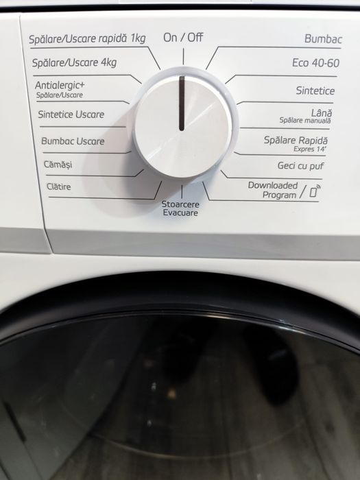 Masina de spalat haine Arctic cu Uscător