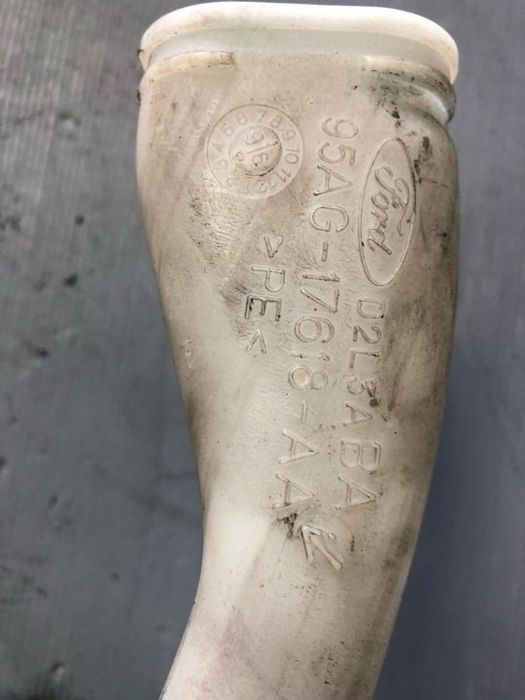 vas lichid parbriz ford focus