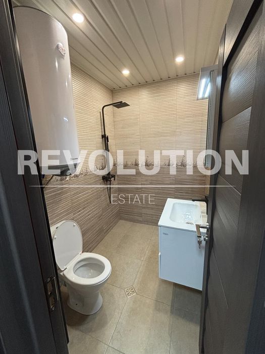 Дава се под наем Двустаен апартамент в Варна, Младост 1 - 65 кв.м за 650 € - Снимка #4