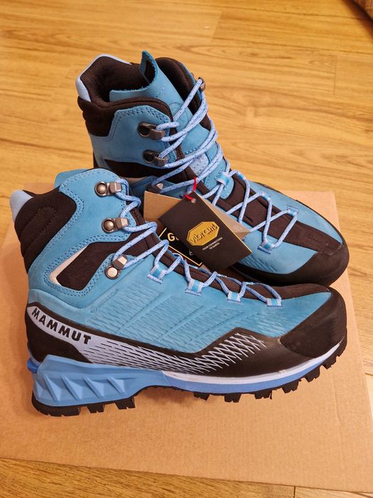 Ghete, bocanci dama Mammut Goretex, tura, munte, salewa, la sportiva