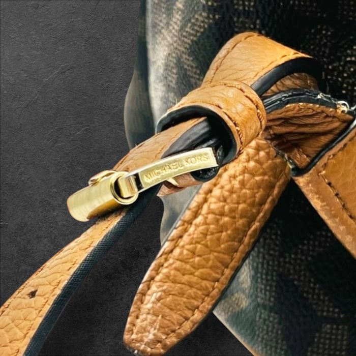 Michael Kors Abbey дамска раница