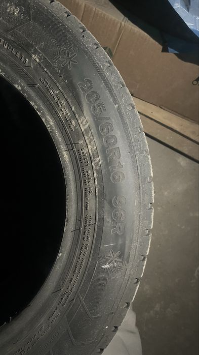 шины 16 зимние 3шт