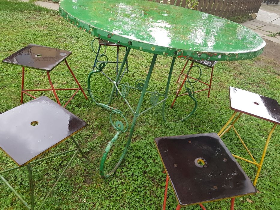 Градинска маса и столчета