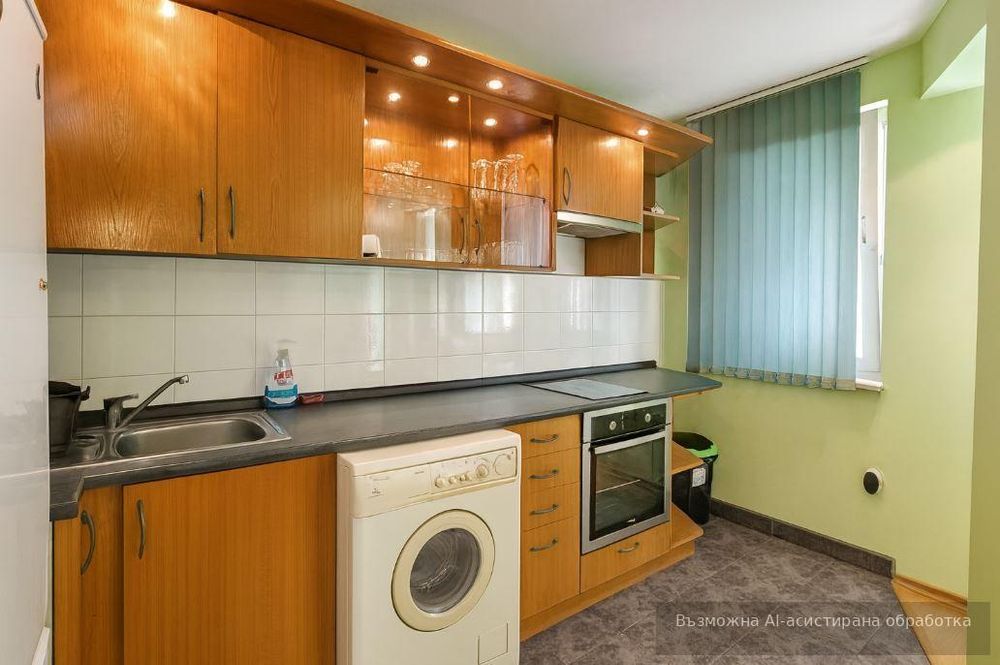 Дава се под наем Двустаен апартамент в Варна, Червен площад - 60 кв.м за 458.49 € - Снимка #3