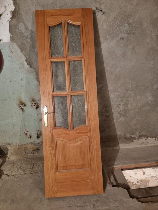Продам двери межкомнатные