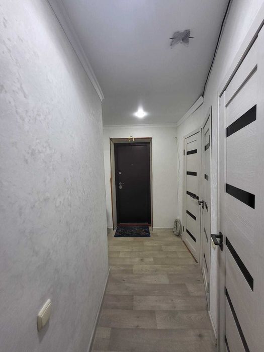 Продам 3 комнатную Свечка 6 микрорайон