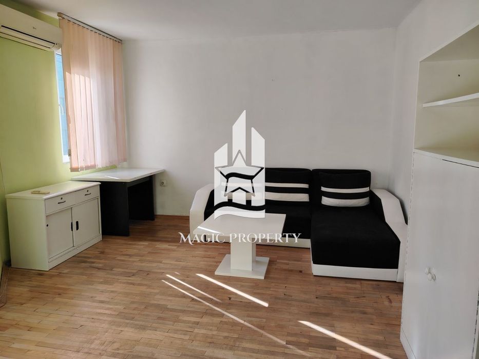 Дава се под наем Тристаен апартамент в Бургас, Възраждане - 65 кв.м за 341.7 € - Снимка #1