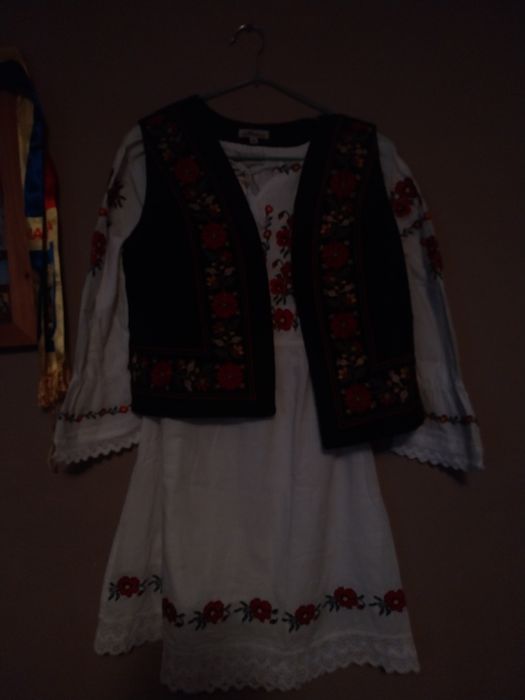 Costum popular,oltenesc