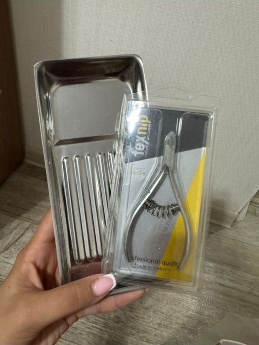 Все необходимое для маникюра