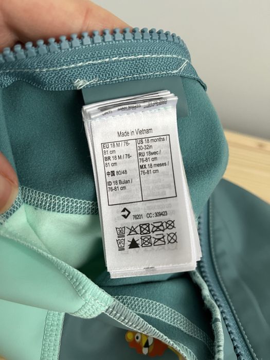 Costum de baie anti UV Decathlon