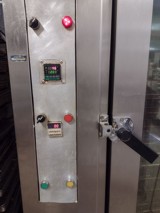 Конвектомат за 16 тави