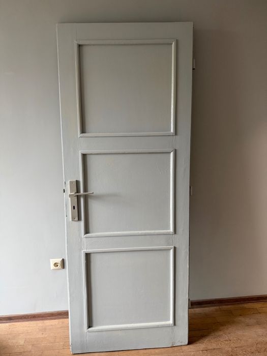 Подарявам 3 броя врати